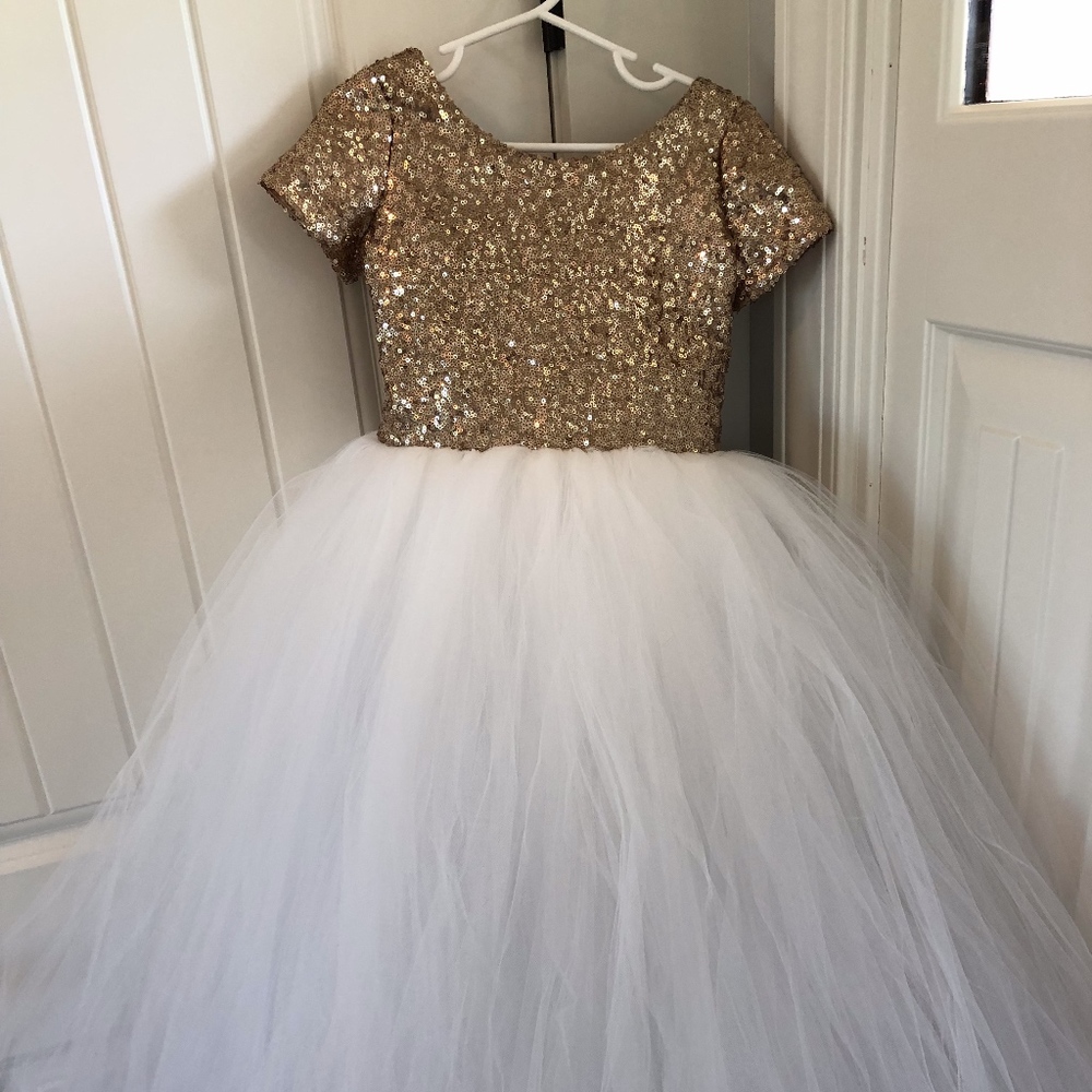 Flower Girl Christmas Dress White & Gold Size 3-5T